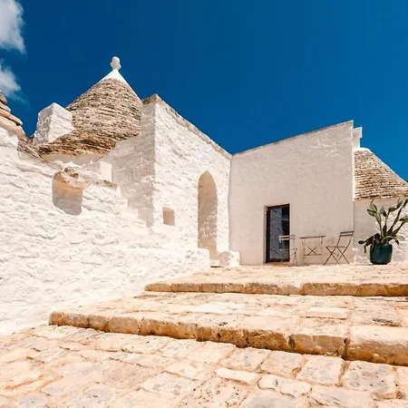 Helloapulia - Trulli Di Nifra Panoramic Hill Villa Monopoli