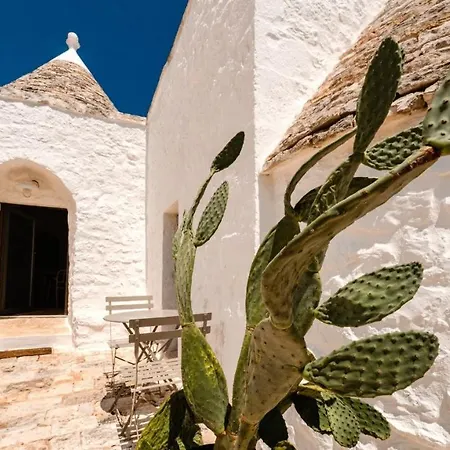 Helloapulia - Trulli Di Nifra Panoramic Hill Villa Monopoli